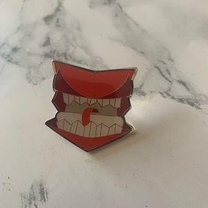 HP Howler Pin